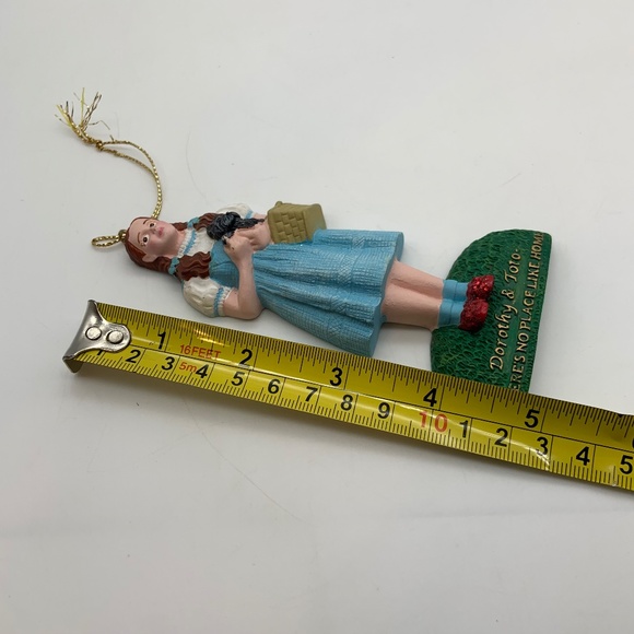 VTG Kurt Adler Wizard of Oz Dorothy & Toto 'No Place Like Home' Ceramic Ornament - Picture 9 of 10